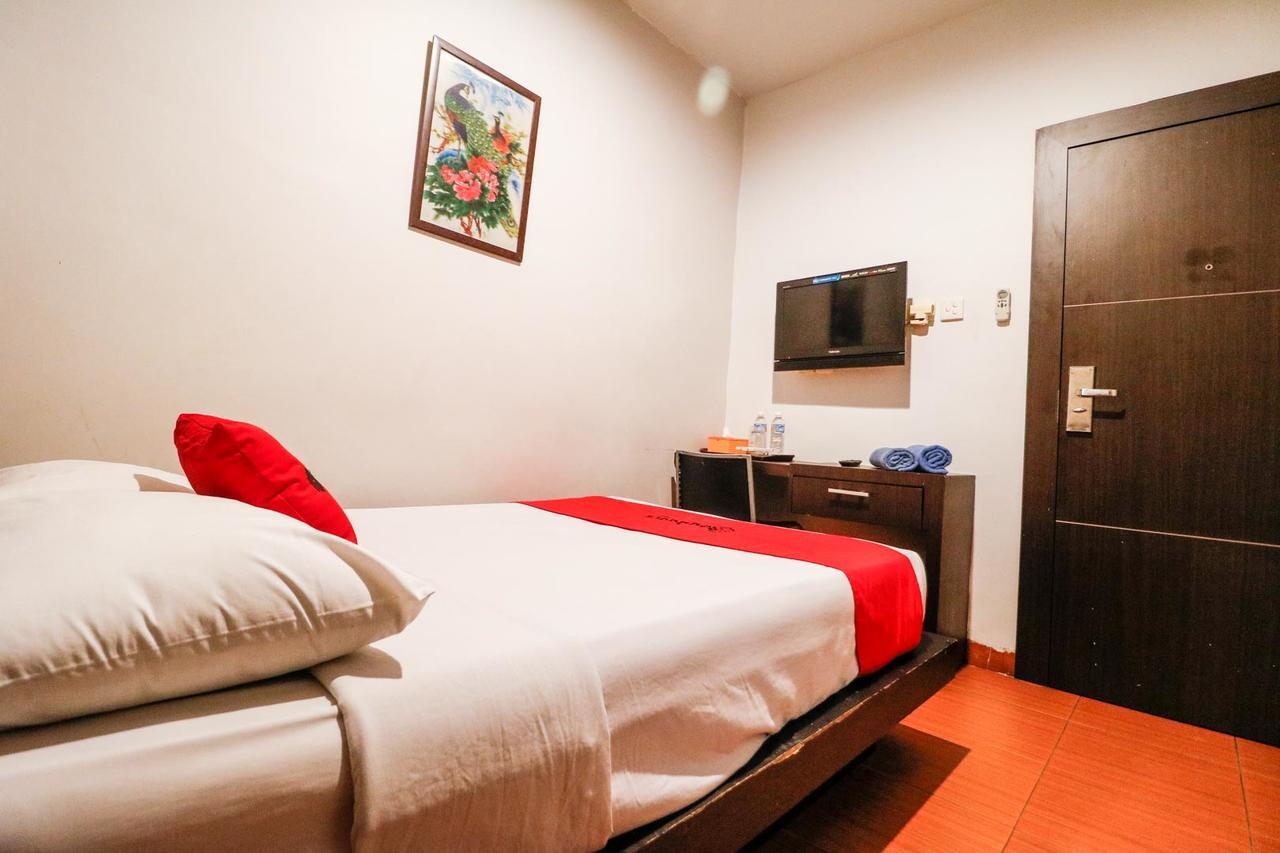 Reddoorz Plus Near Pasar Wisata Пеканбару Экстерьер фото